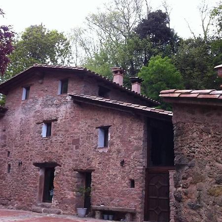 La Badenca. Masia Catalana Del S. XVII Riudaura Luaran gambar